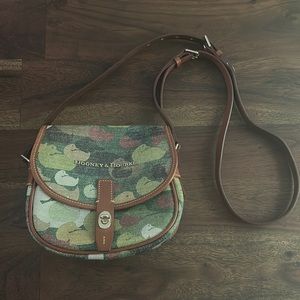 Dooney and Burke Crossbody Duck bag